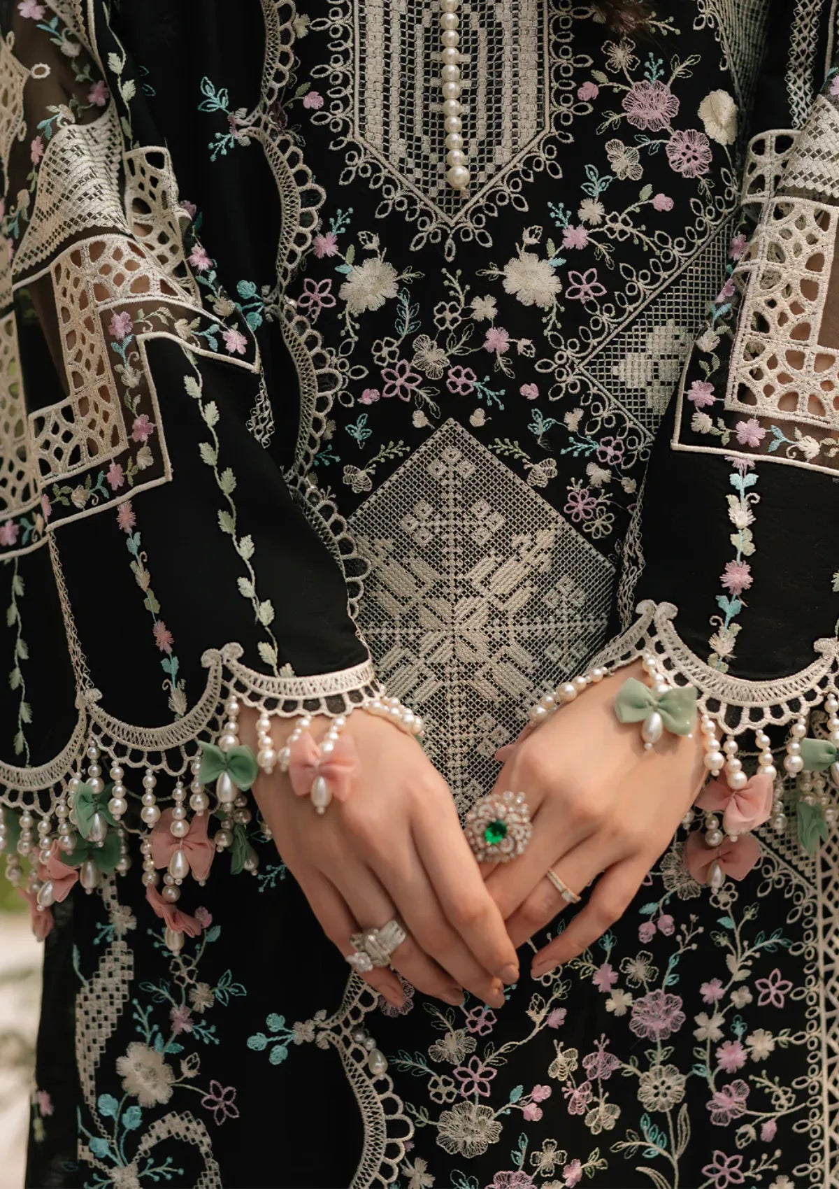 Unstitched Embroidered Lawn 3Pc Suit