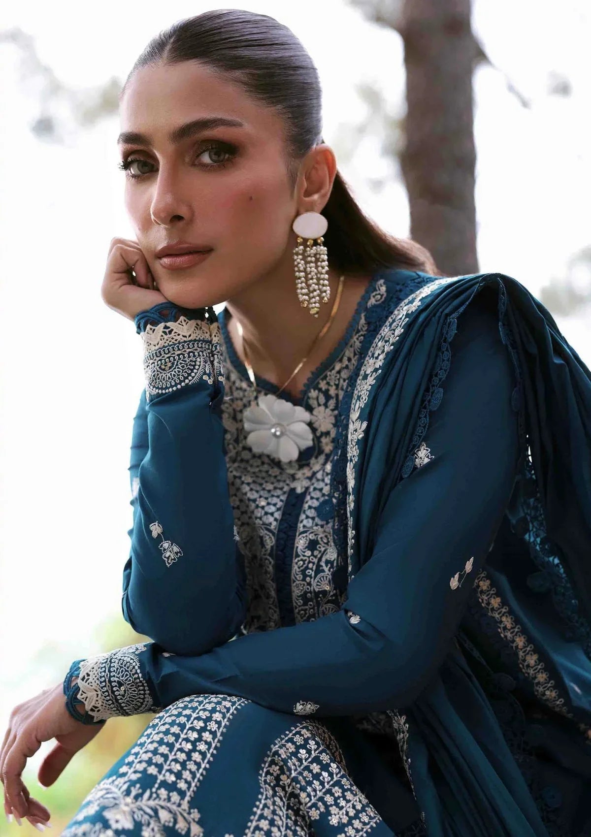 Unstitched Embroidered Lawn 3Pc Suit