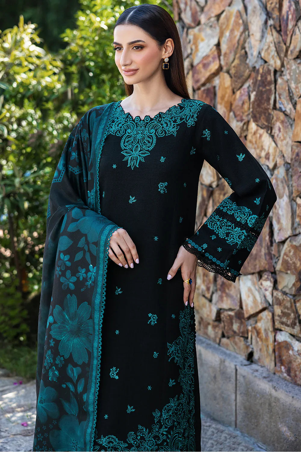 Unstitched Embroidered Lawn 3Pc Suit