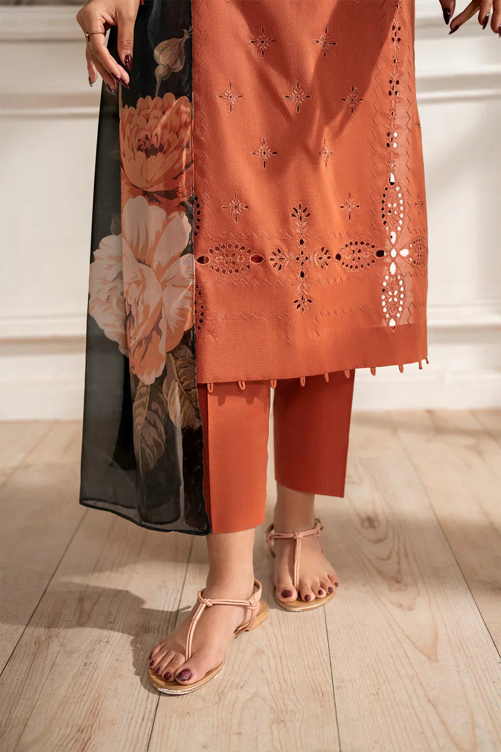 Unstitched Embroidered Lawn 3Pc Suit