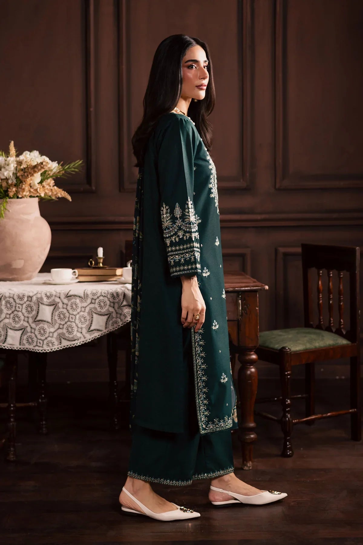Unstitched Embroidered Lawn 3Pc Suit