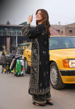 Unstitched Embroidered Lawn 3Pc Suit