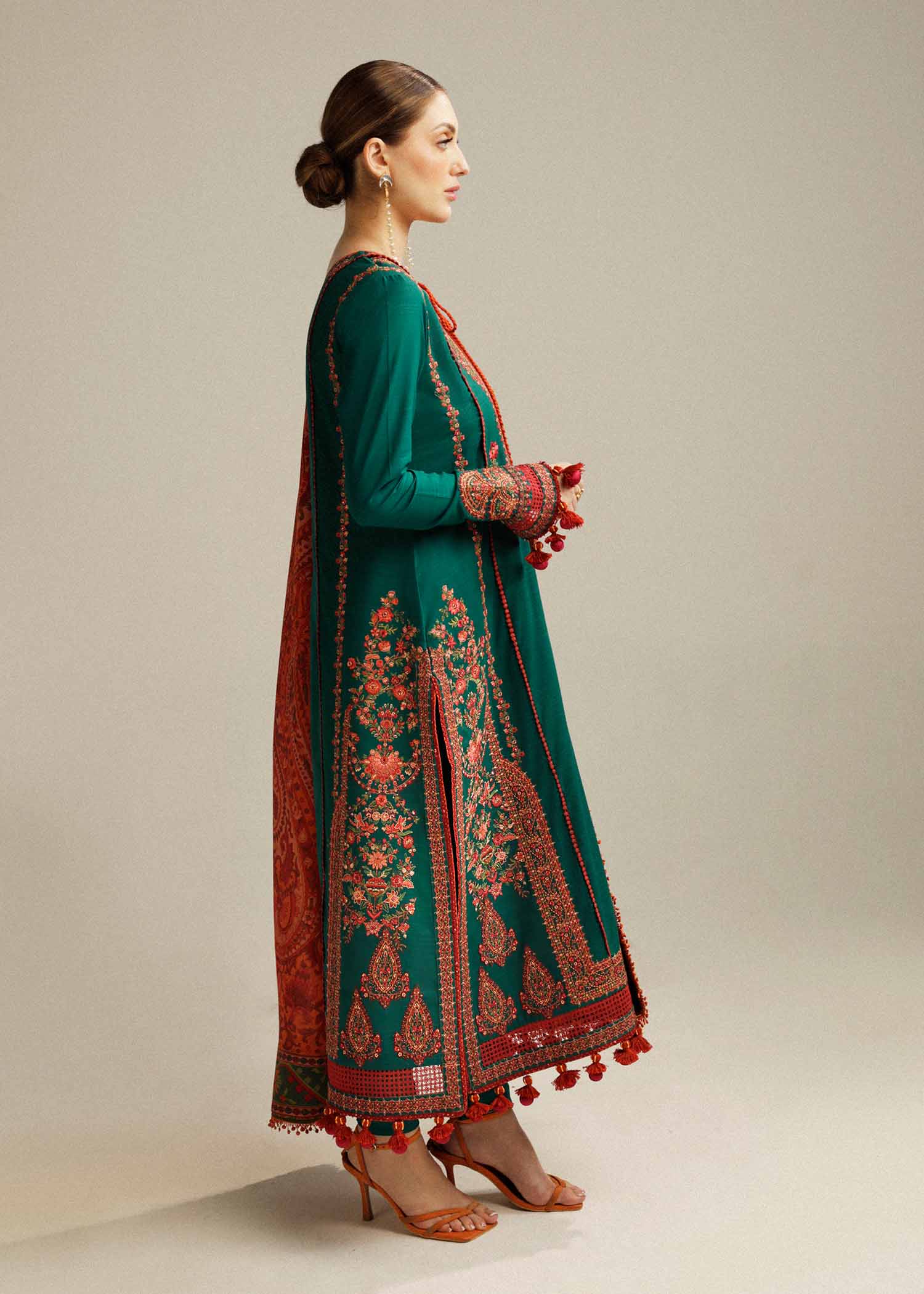 Unstitched Embroidered Lawn 3Pc Suit
