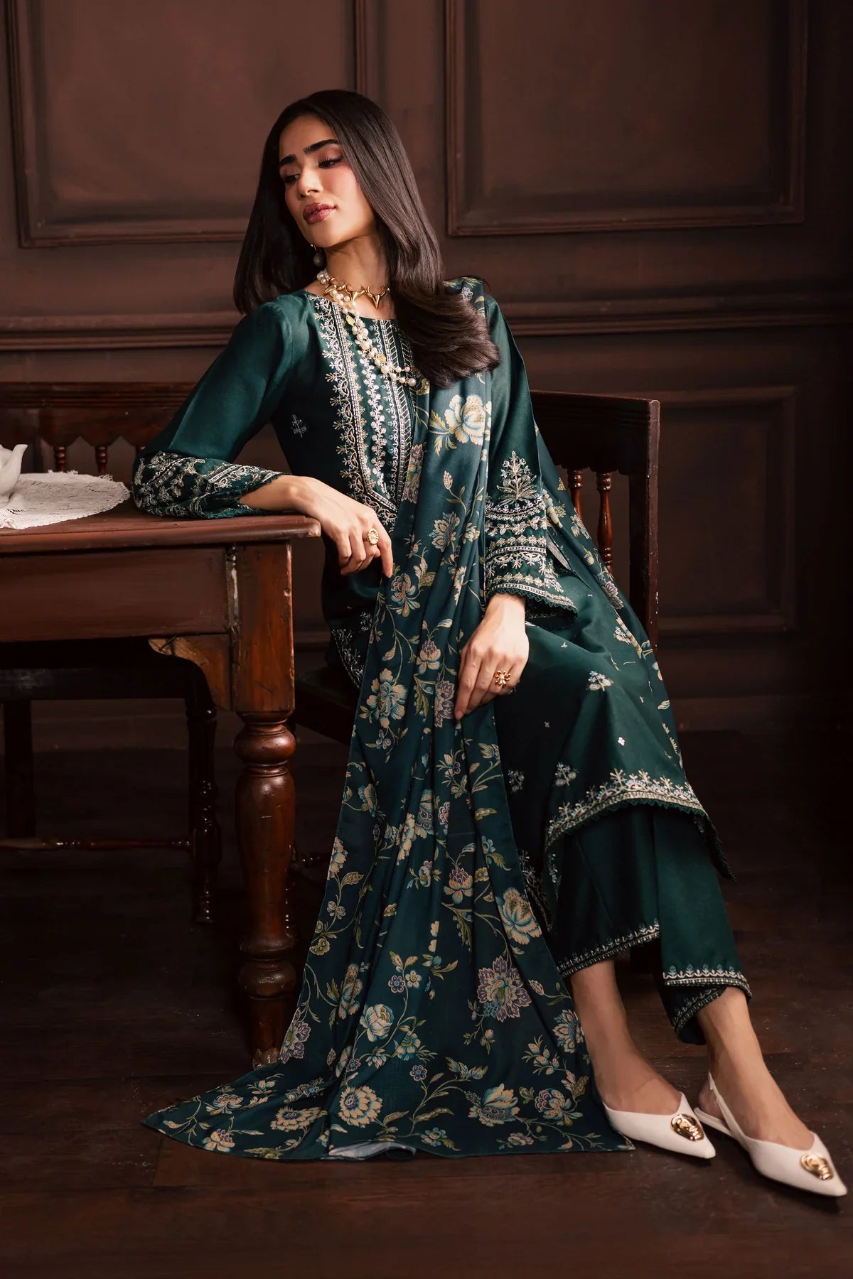 Unstitched Embroidered Lawn 3Pc Suit
