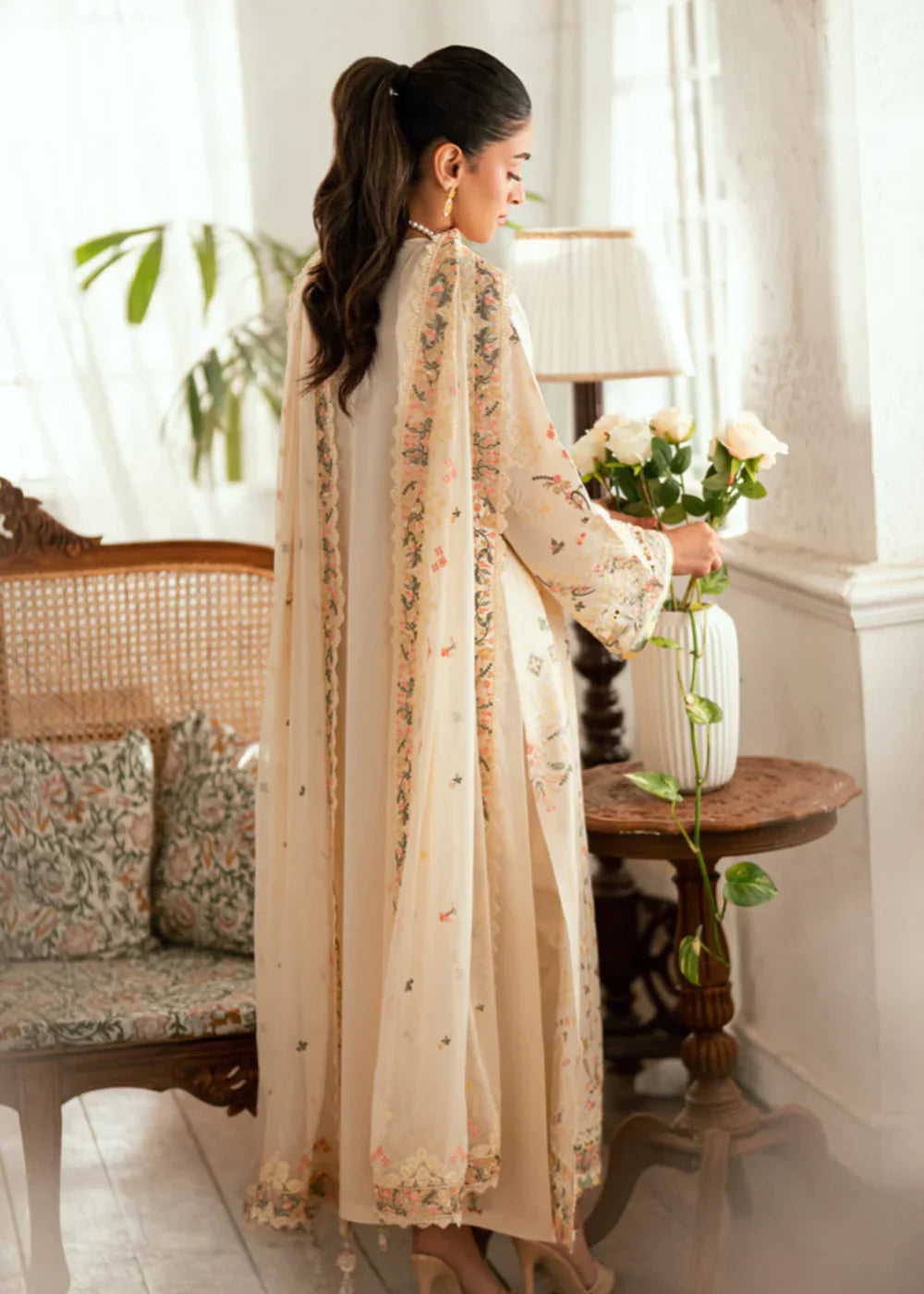 Unstitched Embroidered Lawn 3Pc Suit