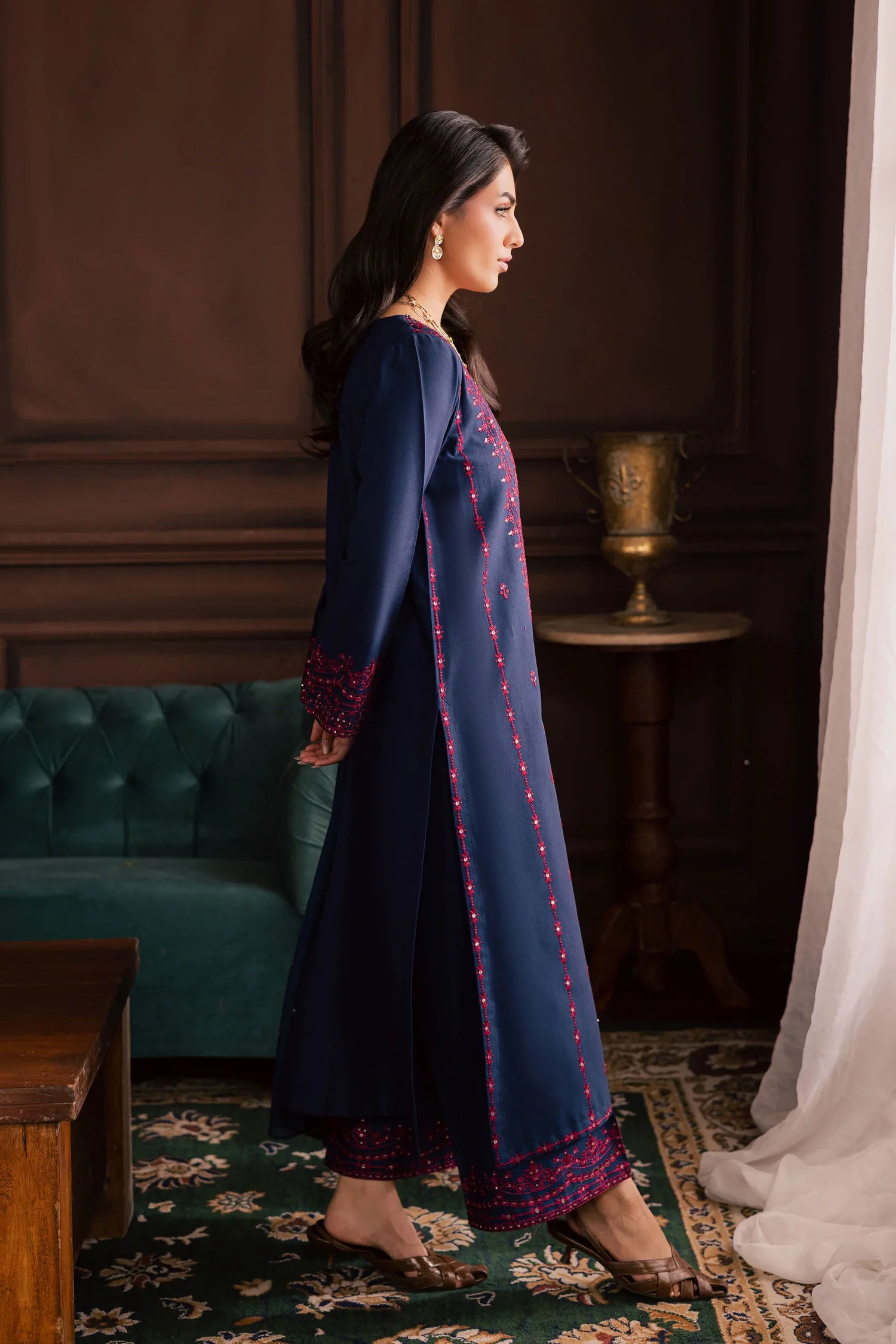Unstitched Embroidered Lawn 3Pc Suit