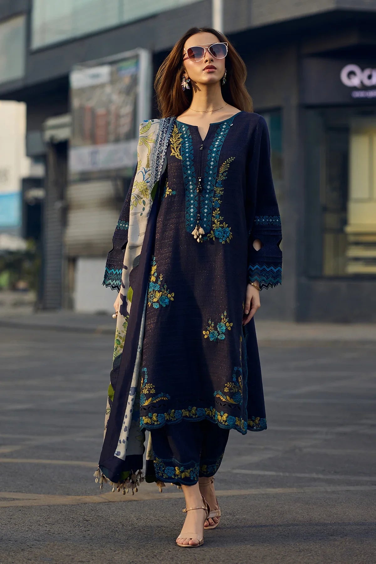 Unstitched Embroidered Lawn 3Pc Suit