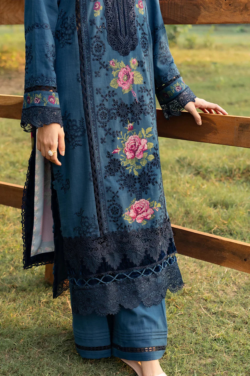 Unstitched Embroidered Lawn 3Pc Suit