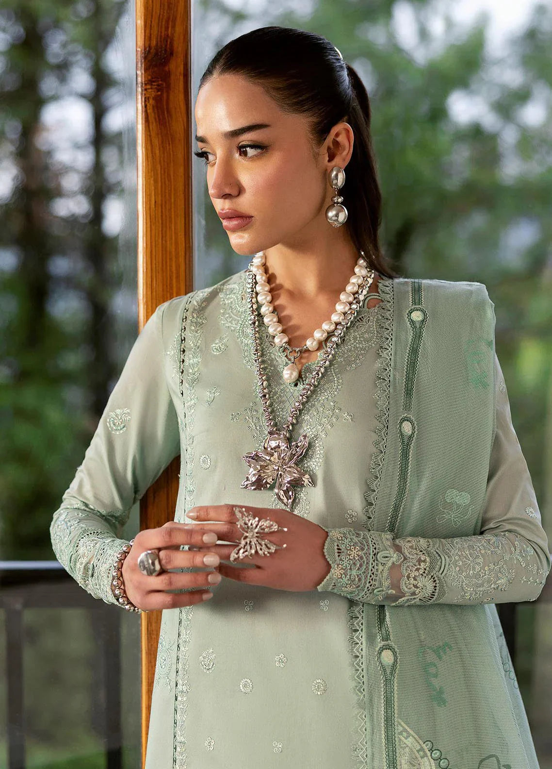 Unstitched Embroidered Lawn 3Pc Suit