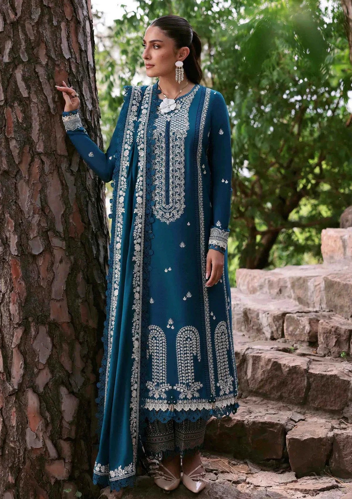 Unstitched Embroidered Lawn 3Pc Suit