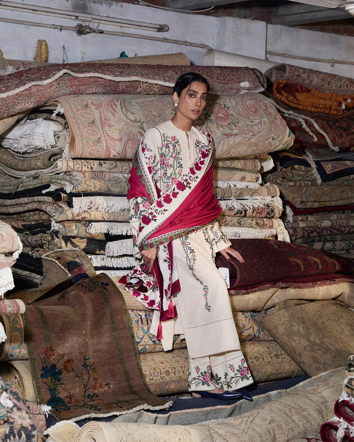 Unstitched Embroidered Lawn 3Pc Suit