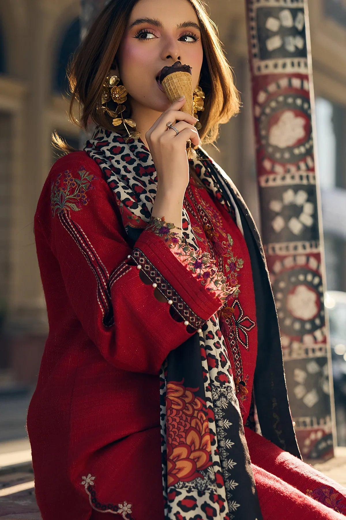 Unstitched Embroidered Lawn 3Pc Suit