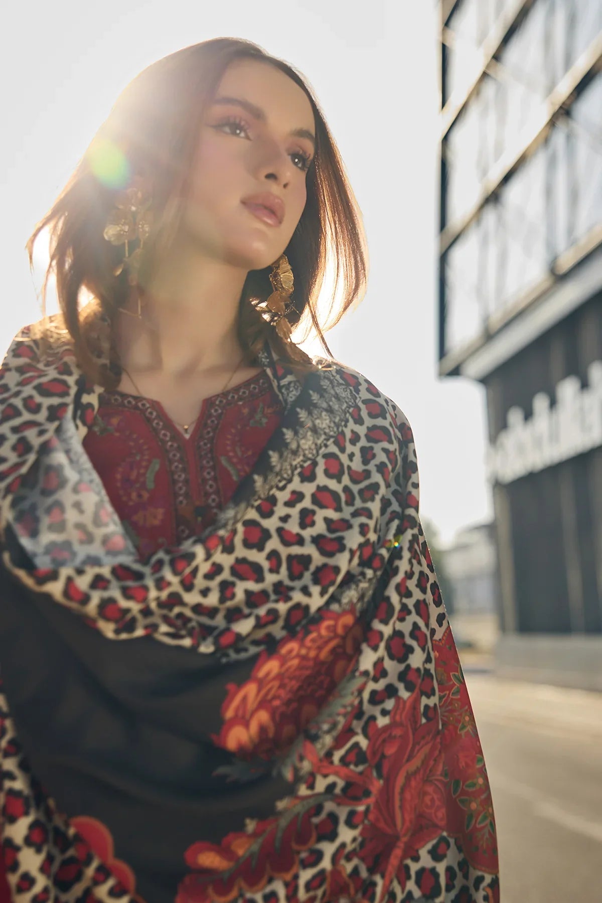 Unstitched Embroidered Lawn 3Pc Suit